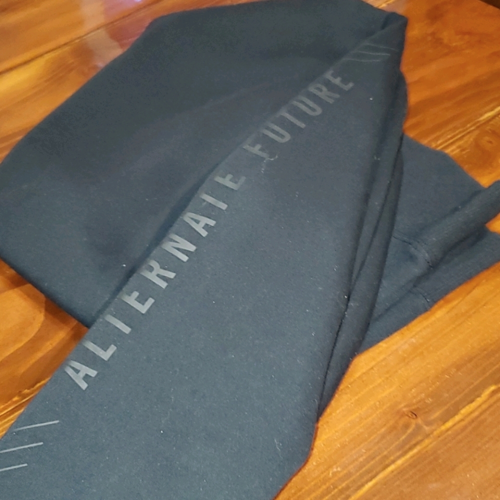 H&M - Picture 3 of 4